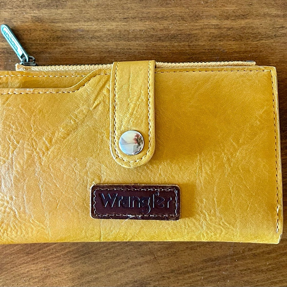 Wrangler BiFold Wallet Card Holder